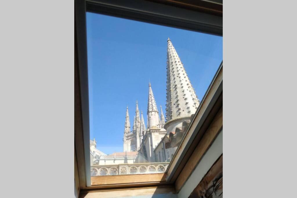 Апартаменти Buhardilla Con Vistas A La Catedral Бургос Екстер'єр фото